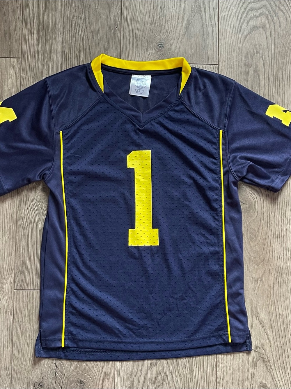Rivalry Threads NCAA Michigan Wolverines #1 Youth Small 6/7 Football Jersey